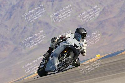 media/Oct-01-2023-SoCal Trackdays (Sun) [[4c570cc352]]/Turn 9 Set 2 (10am)/